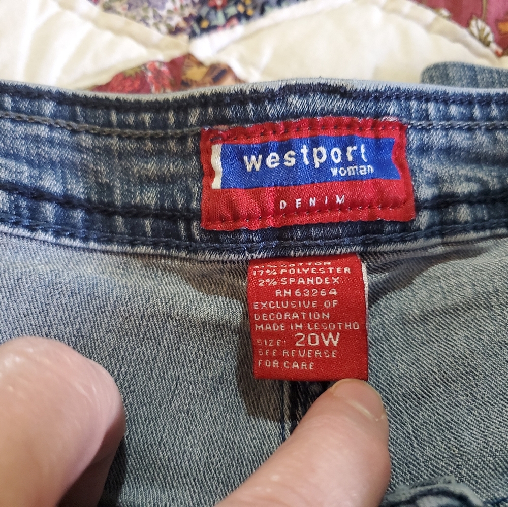 2 pair Womens Westport jean shorts